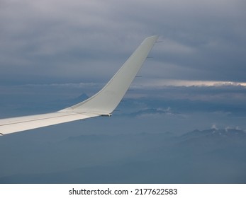 Wingtip Winglet Device To Improve The Efficiency Of Fixed Wing Aircraft By Reducing Drag By Partial Recovery Of The Tip Vortex Energy