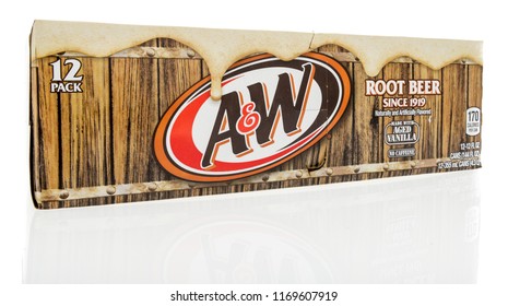 Winneconne, WI - 1 September 2018: A 12 Pack Of A&W Root Beer Soda Pop On An Isolated Background