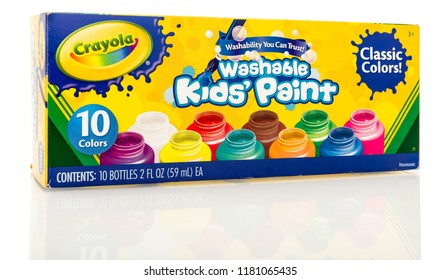 Winneconne, WI - 12 September 2018: A Box Of Crayola Washable Kids' Paint On An Isolated Background