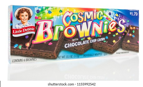 Winneconne, WI - 13 August 2018: A Box Of Little Debbie Cosmic Brownies On An Isolated Background