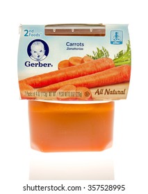 Winneconne, WI - 19 Nov 2015:  Package Of Gerber Carrots All Natural Baby Food