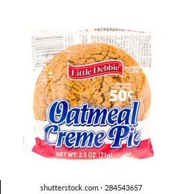 Winneconne, WI - 5 June 2015:  Package Of Little Debbie Oatmeal Creme Pie