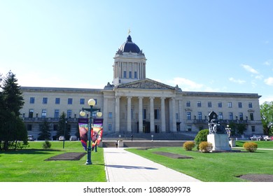 3 Queen victoria statue winnipeg Images, Stock Photos & Vectors ...