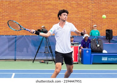 WINSTON-SALEM, NC, USA - AUGUST 20: Taro Daniel Plays Matija Pecotic On August 20, 2022 At The Winston-Salem Open In Winston-Salem, North Carolina.