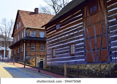 WINSTON-SALEM, USA, MAR 2017: Old Buildings In The Traditional Moravian Settlement At Old Salem Museums And Gardens.