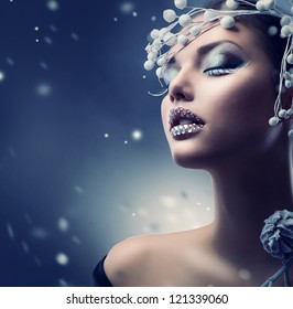 Winter Beauty Woman. Christmas Girl Makeup.Make-up