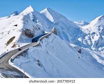 Winter conditions on the Grossglockner Alpine Road in mid-october