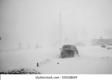 Winter disaster in a city	