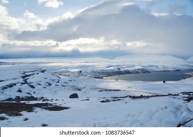 Winter With Heavy Snow Fall At Mt John. It's A Large Hill Overlooking Lake Tekapo, With 360-degree Panoramic Views Of The Mackenzie Basin. The Observatory Is The Best Place For Stargazing At Night.