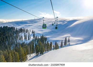 Winter landscape in Romania, Transalpina ski resort, Carpathians