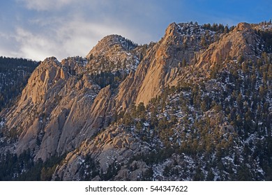 Winter Landscape At Sunset Of Lumpy Ridge, Rocky Mountain National Park, Colorado, USA