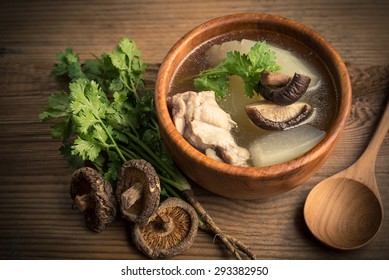 Winter Melon Soup With Chicken And Mushroom