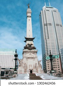 Winter Monument Circle 