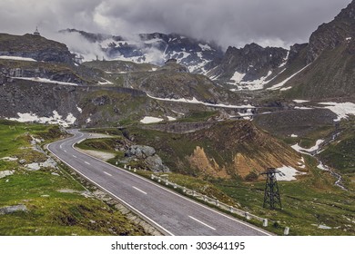 Winter mountain landscape with famous winding Transfagarasan road in Fagaras mountains, Romania. - Shutterstock ID 303641195