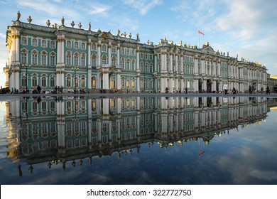 Winter Palace. The State Hermitage Museum. Reflection.