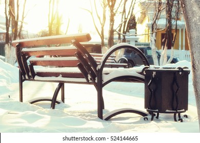 Winter Park Bench In Alley