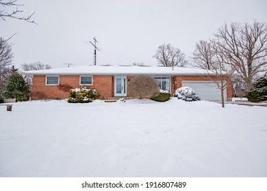 Winter Ranch Style House In Tillsonburg￼, Ontario