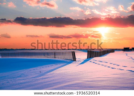 schneebedeckter Zaun Natur