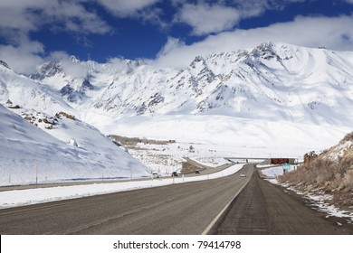 Winter travel on Highway 395 through the eastern Sierra Nevada mountains in California