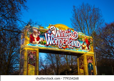 Foto Stok Winter Wonderland Entrance Sign Christmas Market Edit Sekarang 779154268