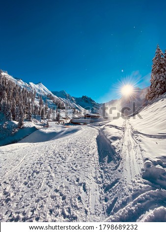 Panoramic scenery above Grindelwald