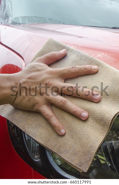 Wipe the car with chamois\
cloth.