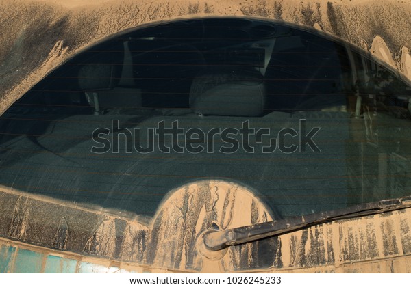 Wiped out dusty rear\
windshield