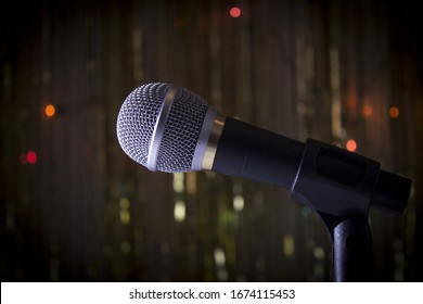 1,087 Handheld microphone Images, Stock Photos & Vectors | Shutterstock