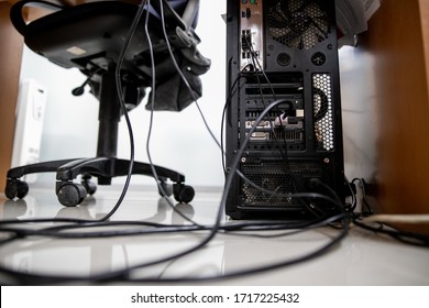 Wires Connected To A Personal Computer, The Problem Of Loose Wires In The Workplace