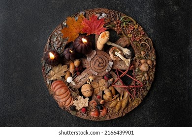 witch altar for Samhain sabbat, wiccan wheel of the year on abstract dark background. magic esoteric ritual. Mysticism, divination, wicca, occultism, Witchcraft concept. Halloween holiday. top view