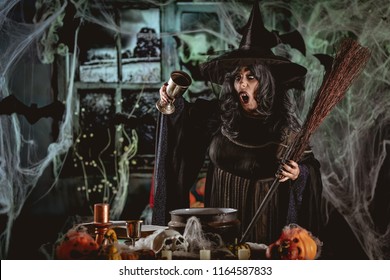 19,671 Witches pot Images, Stock Photos & Vectors | Shutterstock