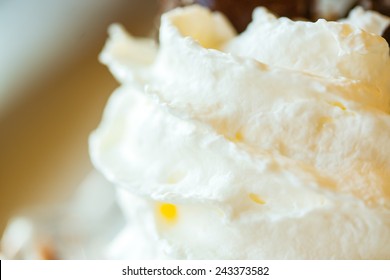 withe wipcream