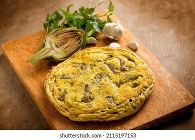 wole omelet with artichoke with parsley and garlic