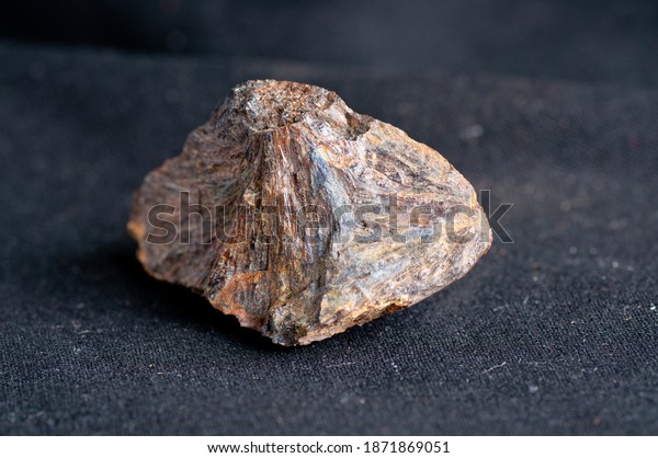 wolfeite crystal mineral sample Iron Manganese\
Phosphate Hydroxide