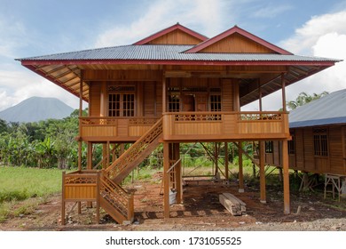 Woloan, Tomohon - Indonesia, February 12, 2011 : under construction traditional wooden house in Woloan village Tomohon, North Sulawesi province.
