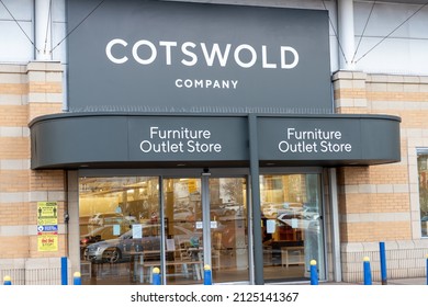 Wolverhampton, England – February 17 2022:  Cotswold Company Furniture Store Exterior Including Signage In Wolverhampton City Centre
