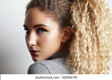 Imagenes Fotos De Stock Y Vectores Sobre Blonde Hair Blue Eyes