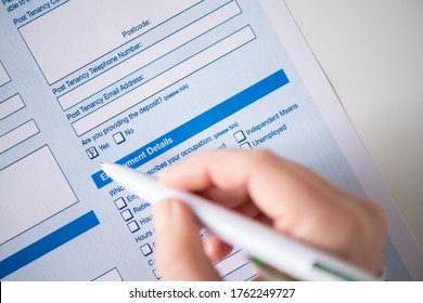 Woman Customer Filling Property Reservation Form, Tick Yes And Agrees To Leave A Deposit. Rental Agreement Apartment, House. Close Up. Selective Focus.