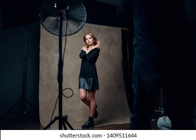 Woman Dark Clothes Posing Photographers Photo Stock Photo 1409511644 ...