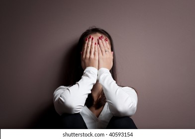 3,353 Depressed girl head down Images, Stock Photos & Vectors ...