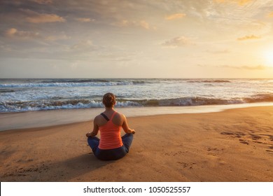 172 Baddha Padmasana Images, Stock Photos & Vectors | Shutterstock