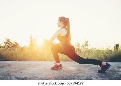  Woman Exercise Outdoor In Sunset