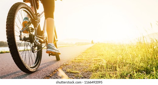 16,456 Pedaling bike fast Images, Stock Photos & Vectors | Shutterstock