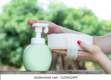 Foam Pump Stock Photos Images Photography Shutterstock