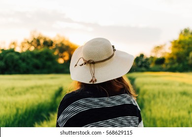 2,168,961 Woman hat Stock Photos, Images & Photography | Shutterstock