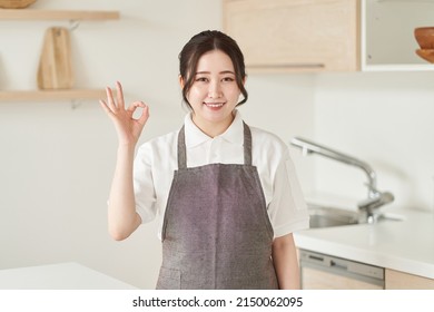 A Woman In The Housekeeping Business Who Signs OK