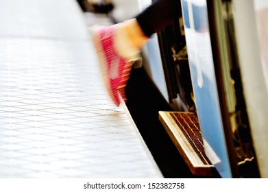 Woman in hurry enters train