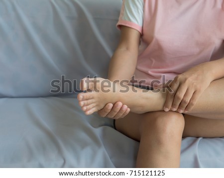 Woman with injured foot.
