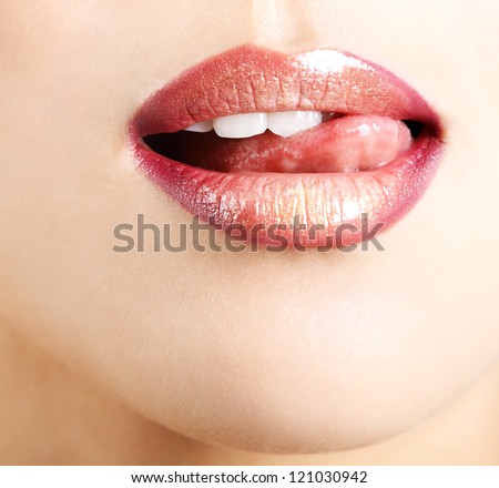 sexy lip and tongue Plus size amateur model