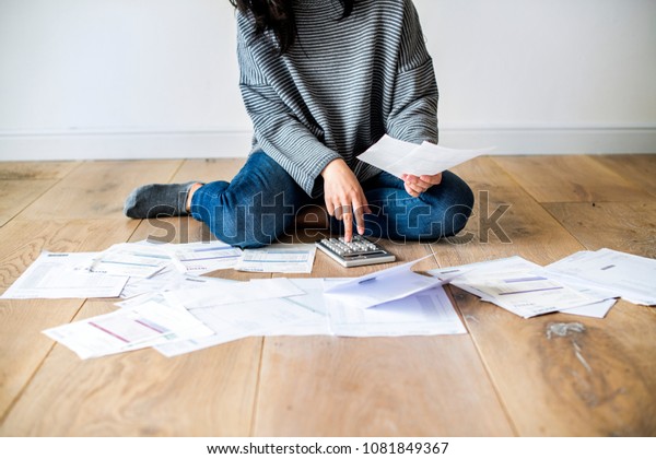 Woman managing the\
debt